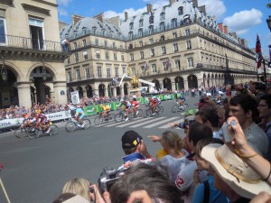 Tour de France on Rue De Rivoli.